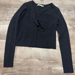 Mi Ami by Francesca’s Black Ribbed Tie Front Sweater Size Small